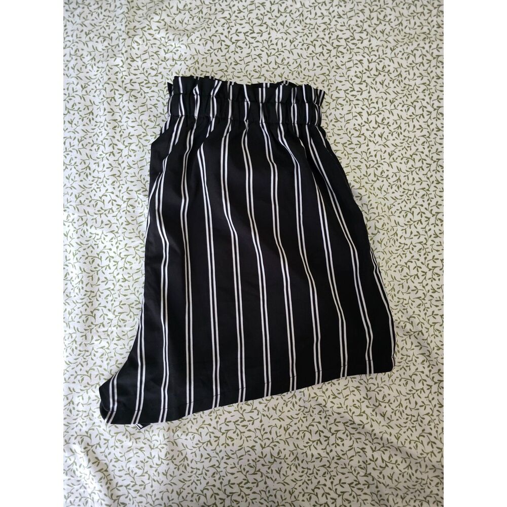 Black & White Striped Tie-Waist Shorts